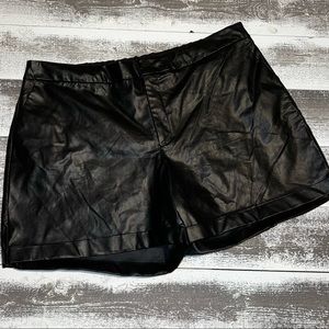 Eloquii Vegan leather shorts size 22 new without tags
